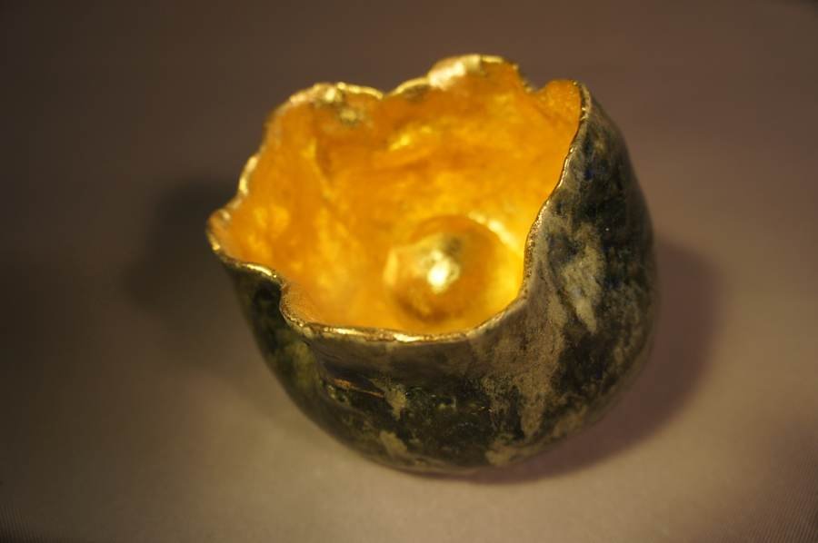 Treasure bowl and golden pearl, gilded in 24K gold leaf
